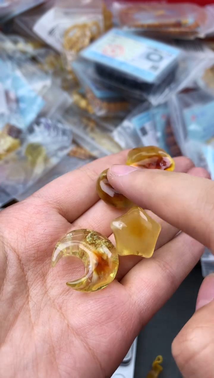 【闪购商品】琥珀珠宝奇石未镶嵌13131