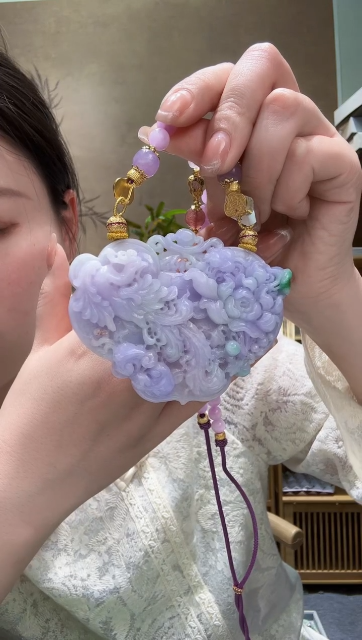 【闪购商品】翡翠未镶嵌颈饰吊坠