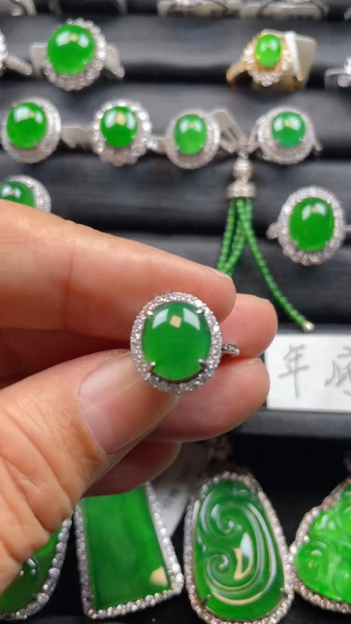 【闪购商品】翡翠戒指银S925镶嵌翡翠