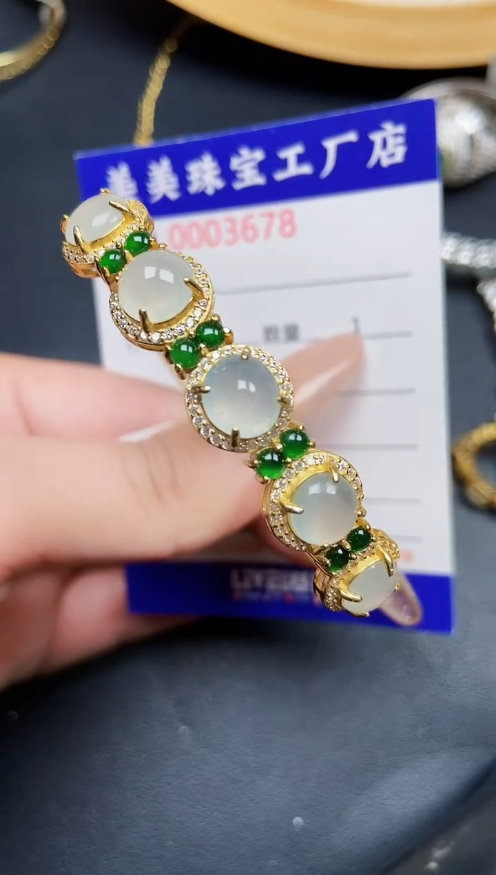 【闪购商品】翡翠颈饰银S925镶嵌3678