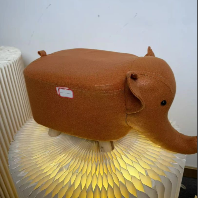 小象凳子换鞋凳儿童小矮凳颜色规格随机 DJ