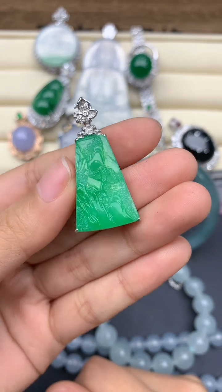 【闪购商品】翡翠颈饰18K金镶嵌374-中国好珍宝