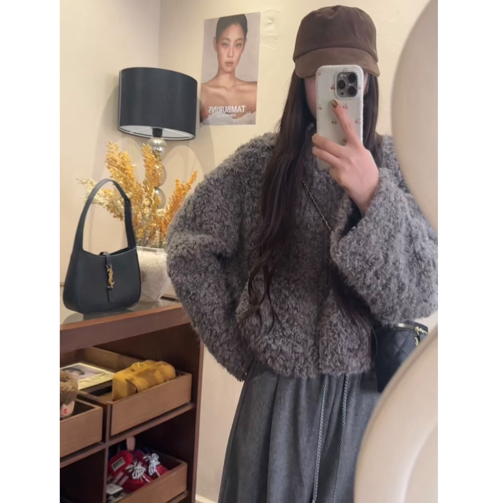 极简灰羊羔毛女冬季新款宽松显瘦皮毛一短款外套慵懒风时尚