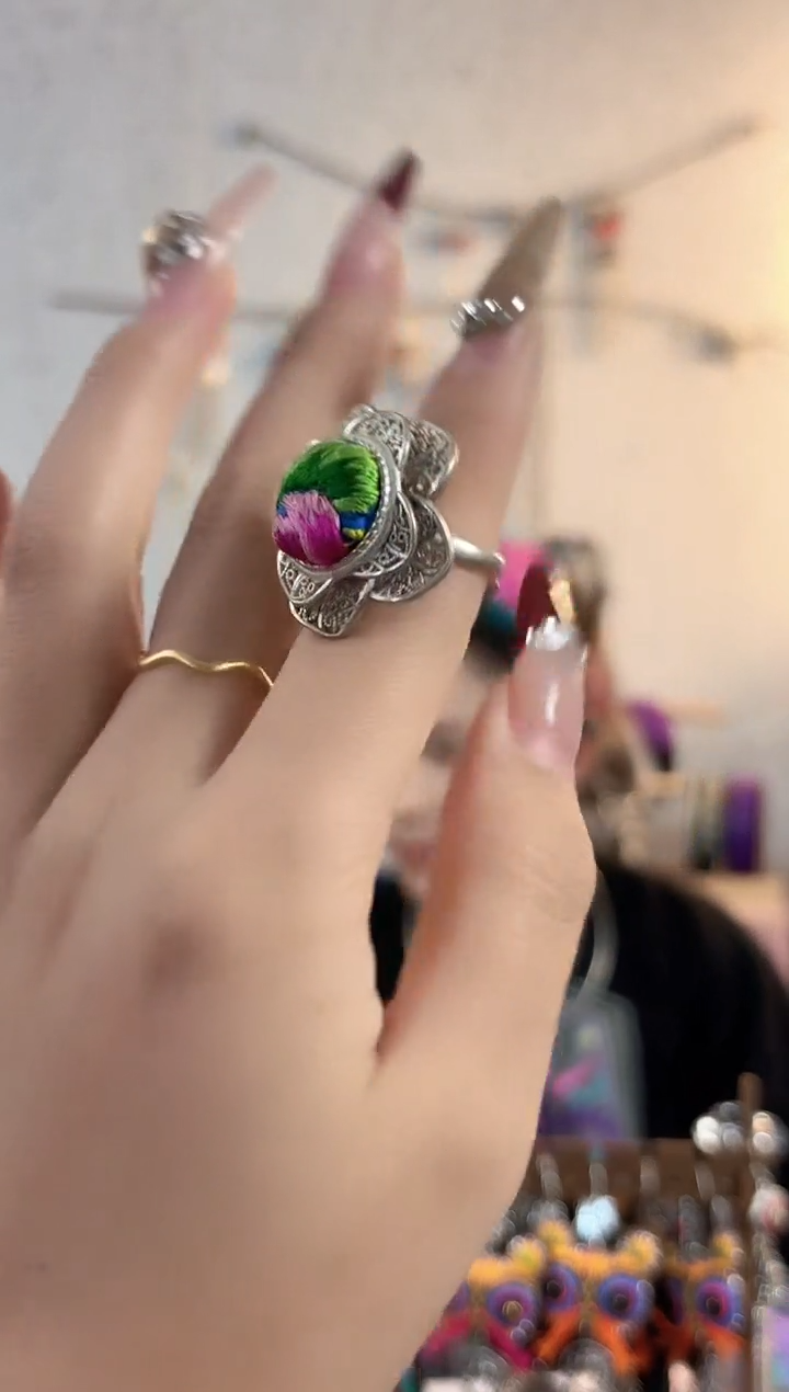 织绣彩云南阁非遗老绣饰品119