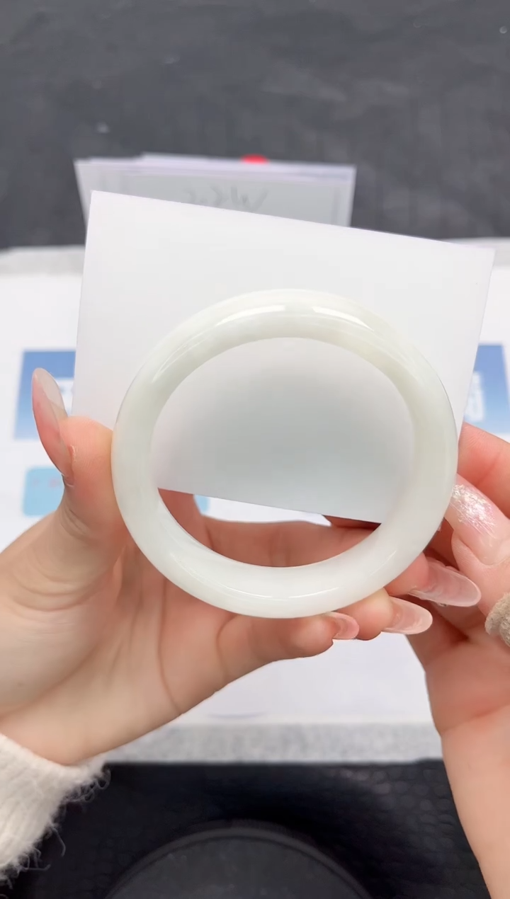 【闪购商品】和田玉手镯未镶嵌Y157-54.6