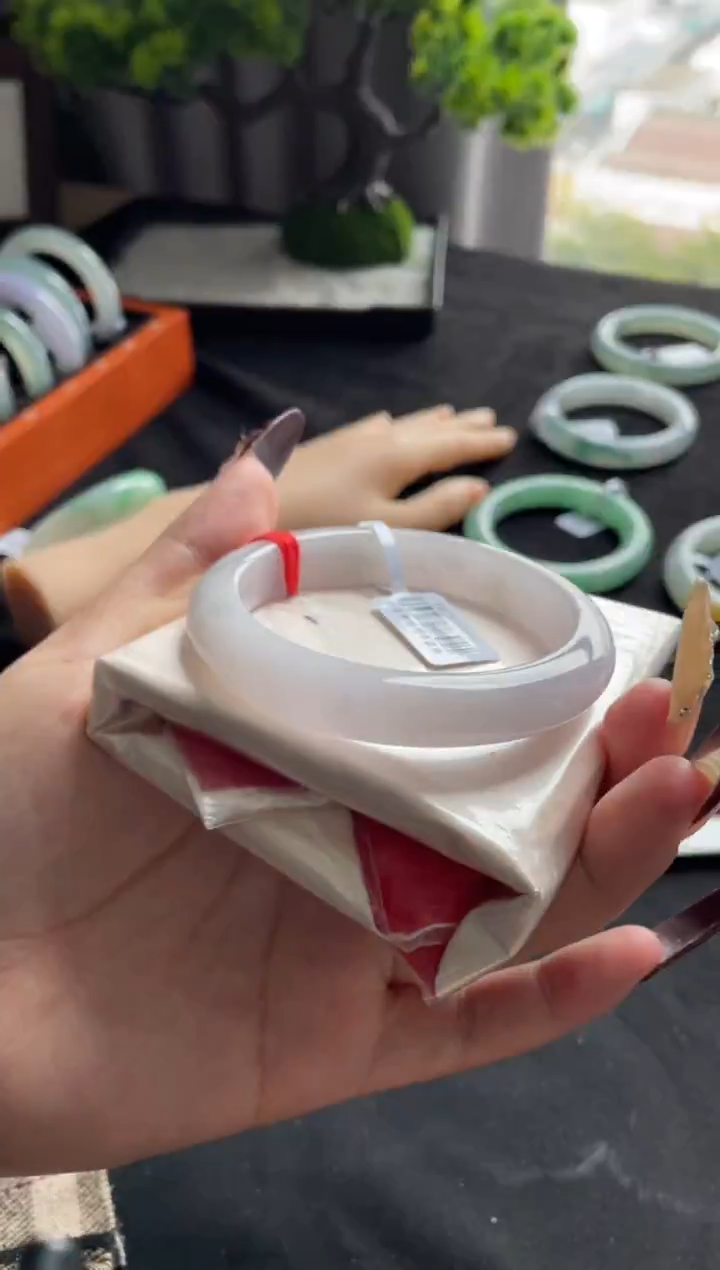 未镶嵌手镯翡翠三天鉴赏期