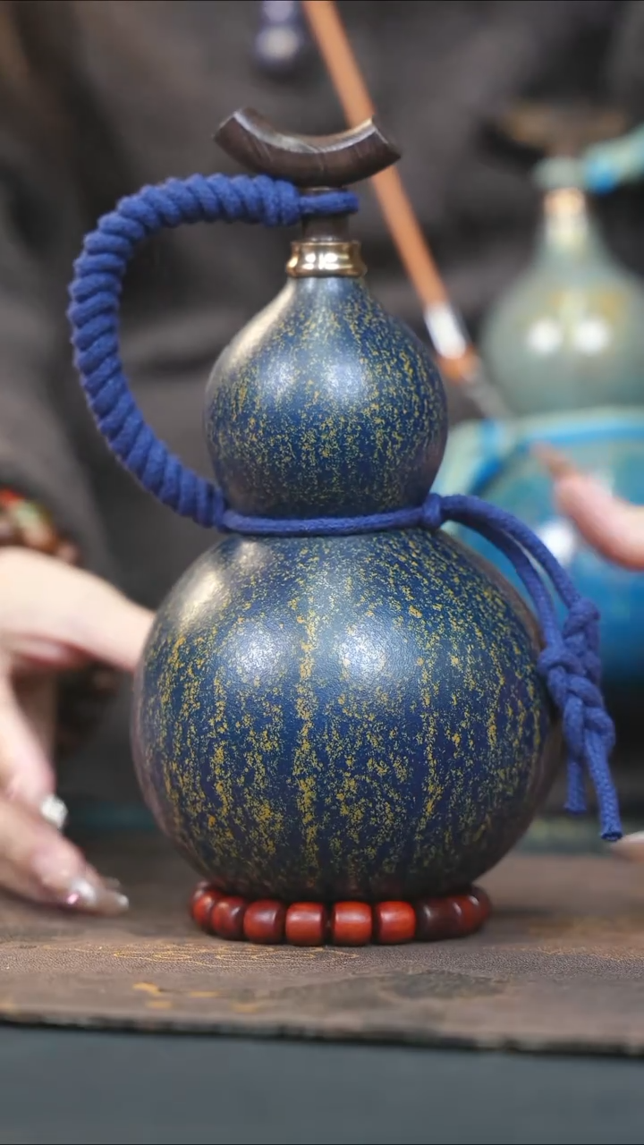 【闪购商品】WS211大漆酒葫芦不包手串及旋转底座