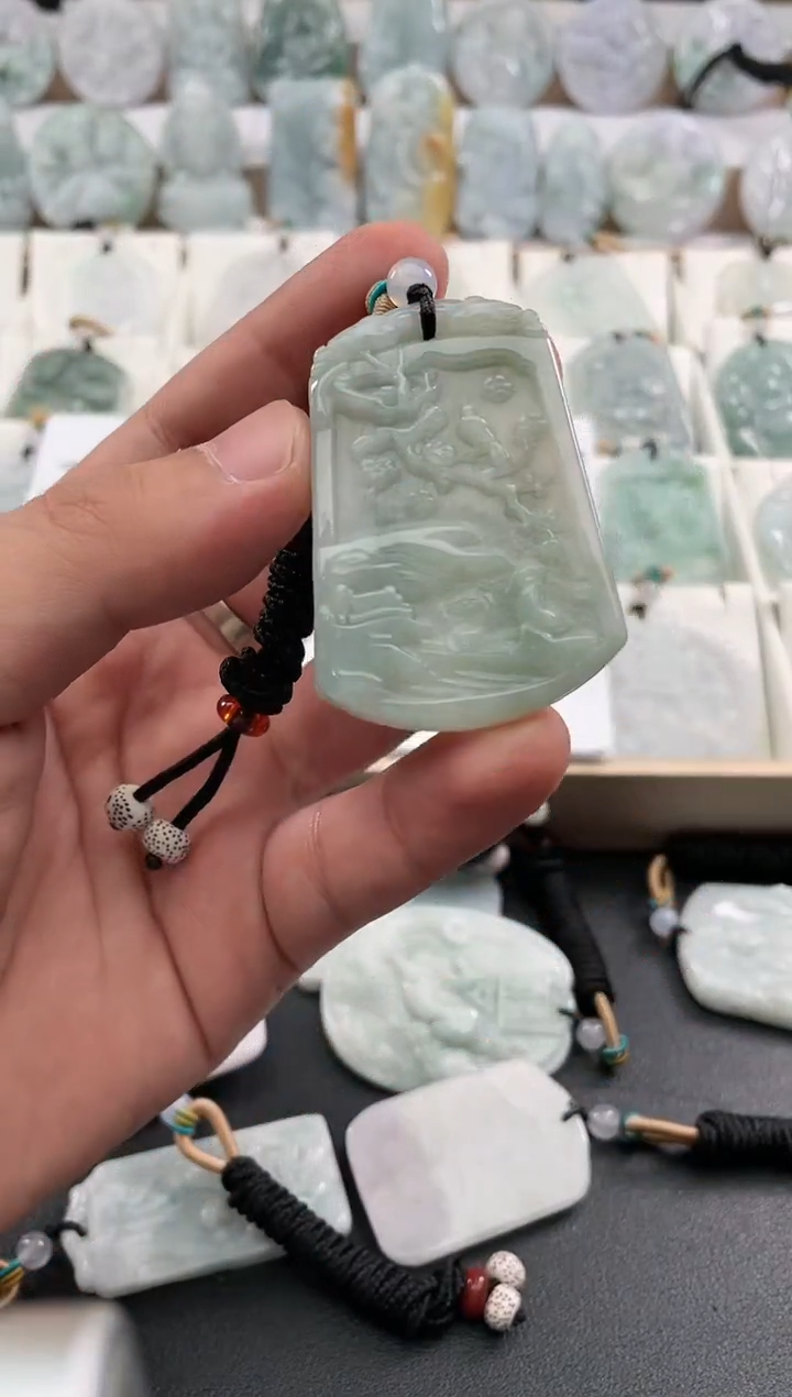 颈饰未镶嵌翡翠26/01/01/37