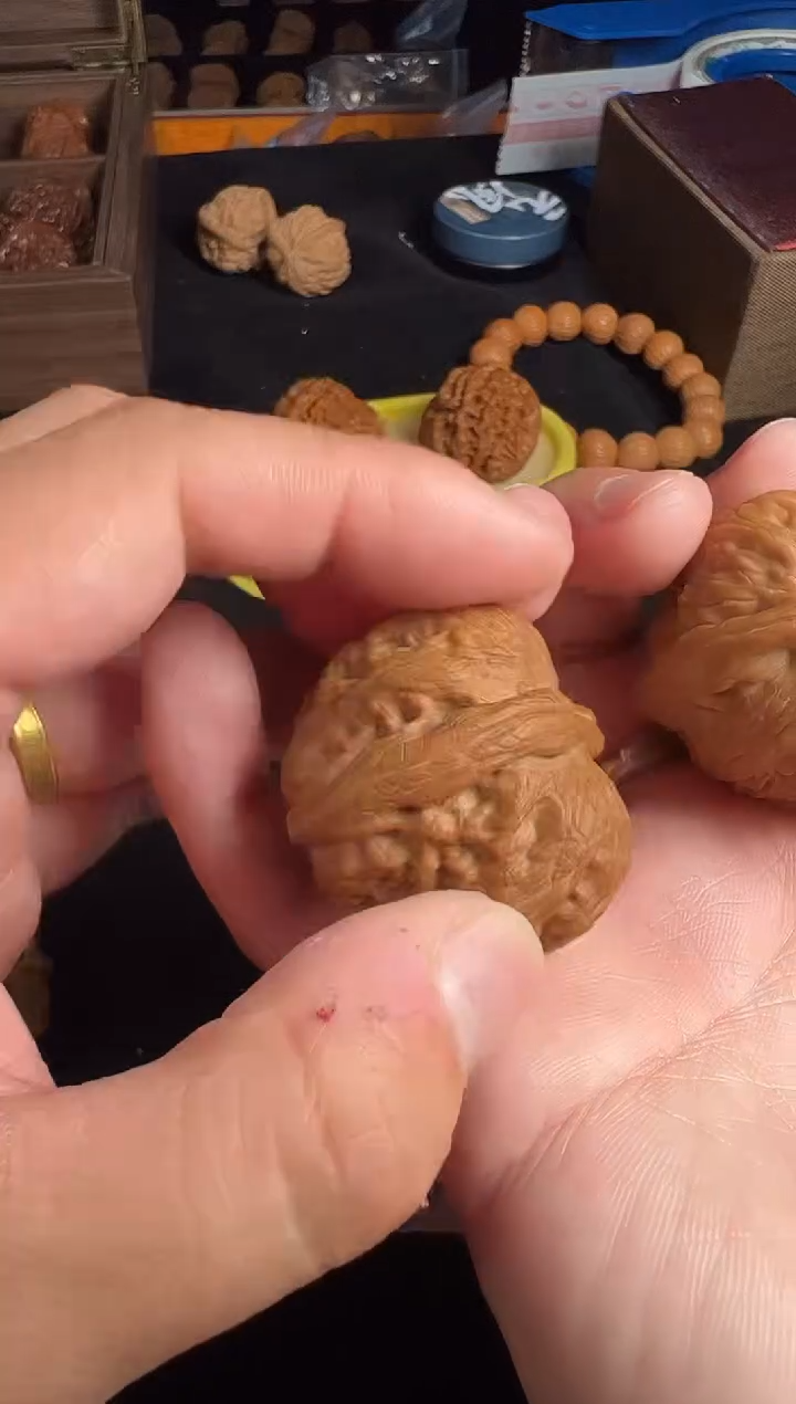 把件核桃李*丶40.8全品元宝