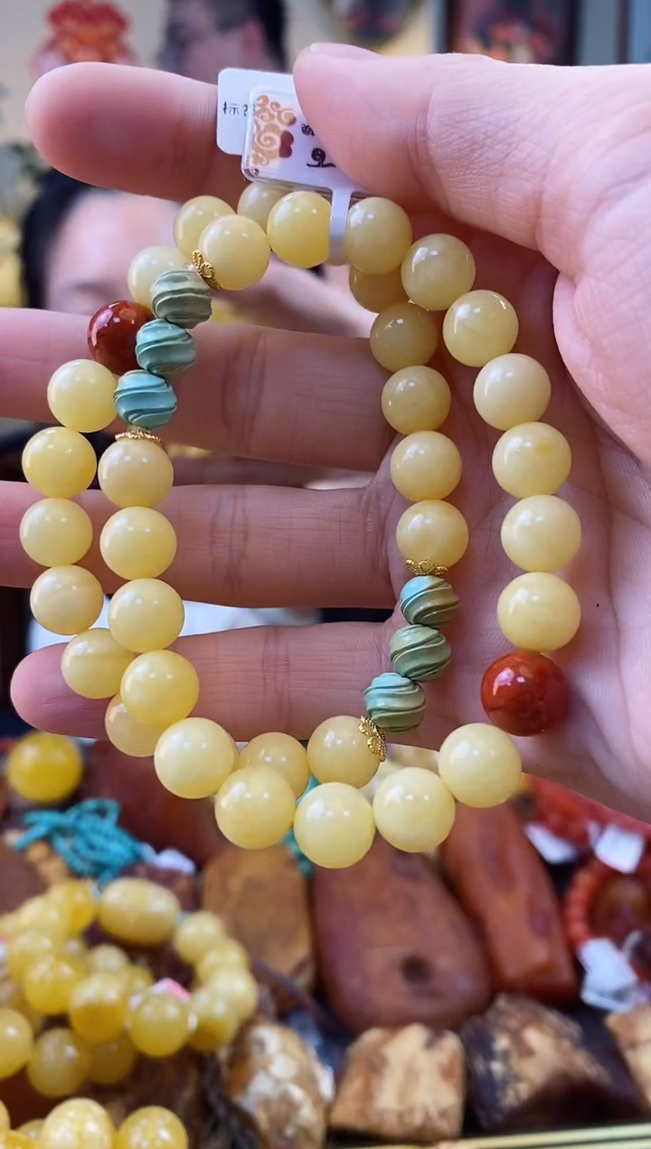 【闪购商品】琥珀手串未镶嵌手串单圈(多样性发其一）