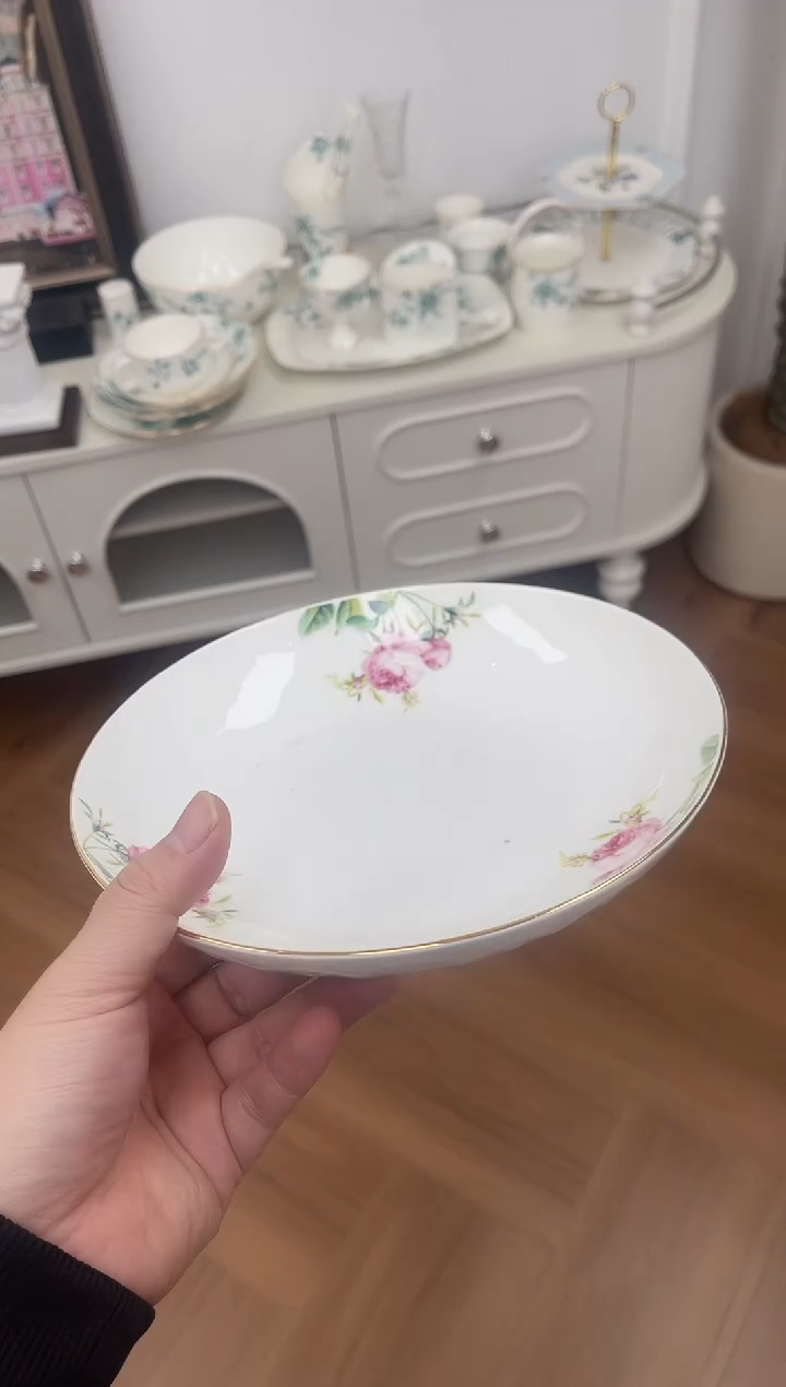 杯8寸玫瑰深圆盘（微瑕不退换）