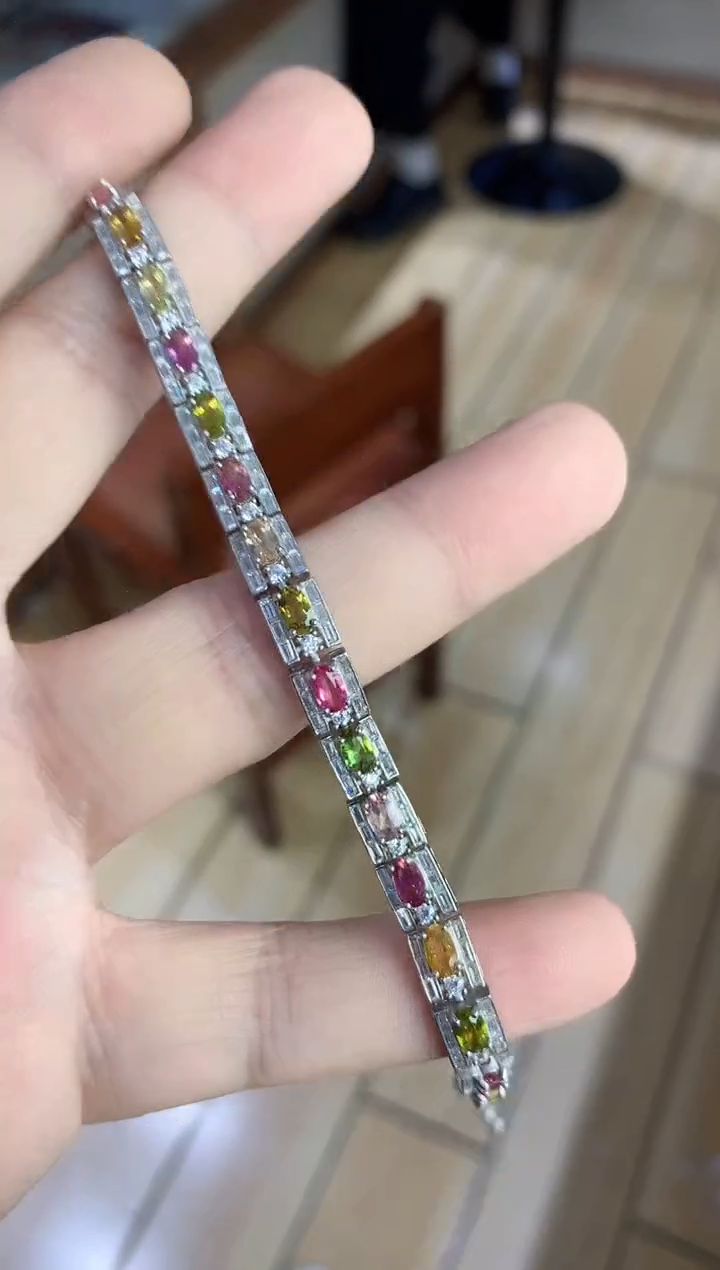 【闪购商品】碧玺手链银S925镶嵌........