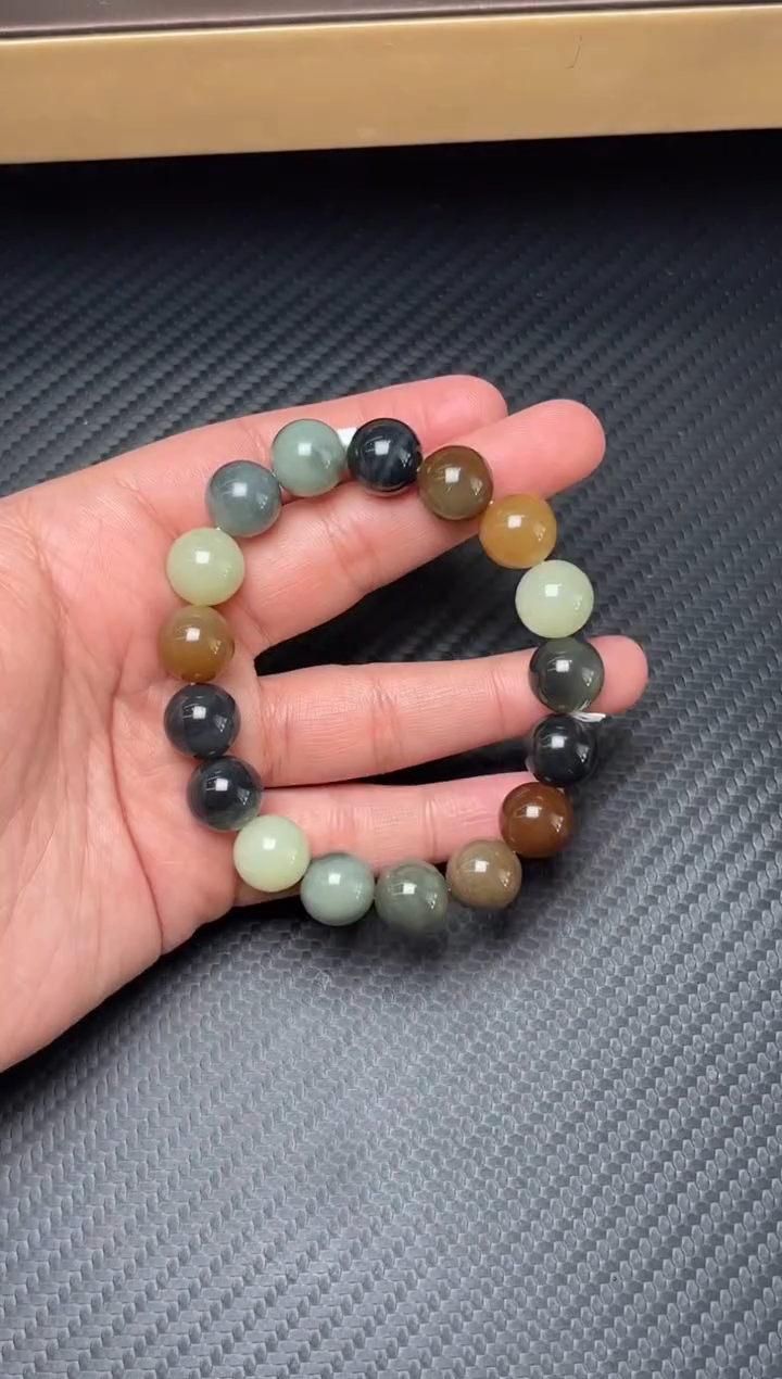 未镶嵌手串和田玉若羌微色差卡12