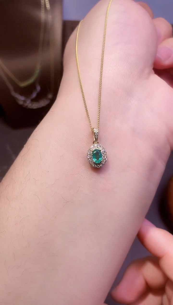 【闪购商品】祖母绿吊坠(赠链)银S925镶嵌一条