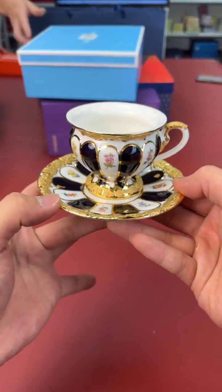 【闪购商品】瓷片新号开播全场漏@@H944