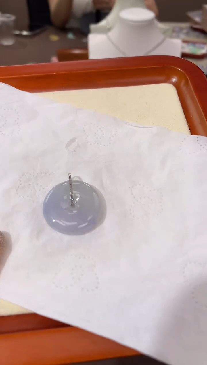 【闪购商品】翡翠颈饰18K金镶嵌天然缅甸a货翡翠