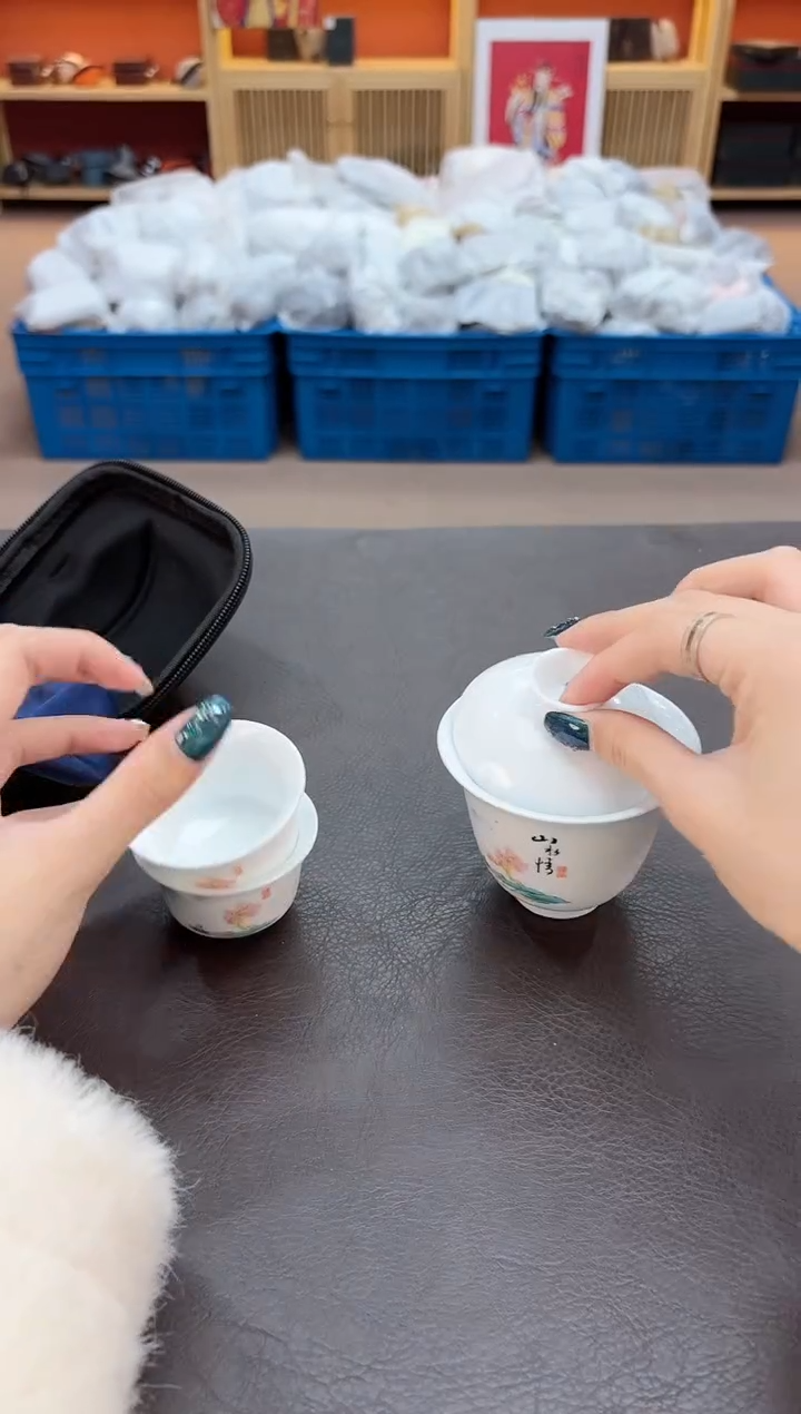 【闪购商品】摆件瓷SC1111111111111