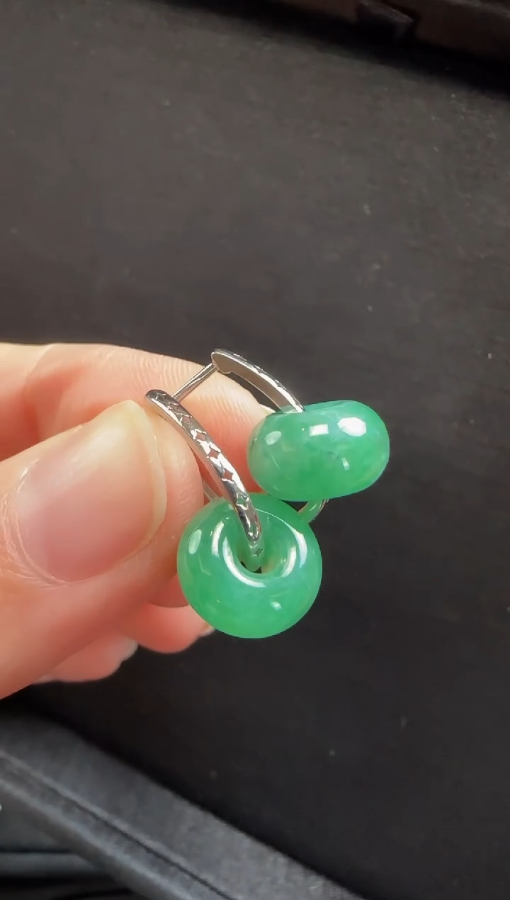 【闪购商品】翡翠耳环18K金镶嵌342甜甜圈一对
