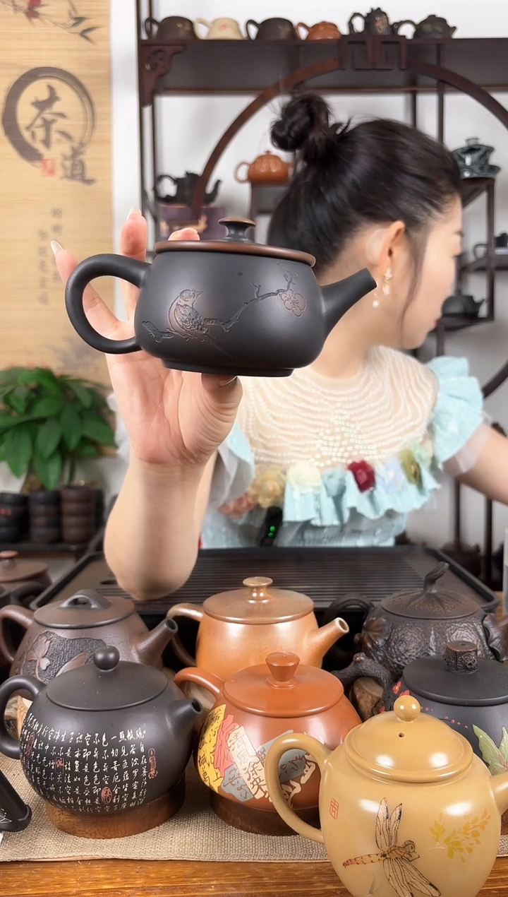 云南建水紫陶茶壶200CC左右