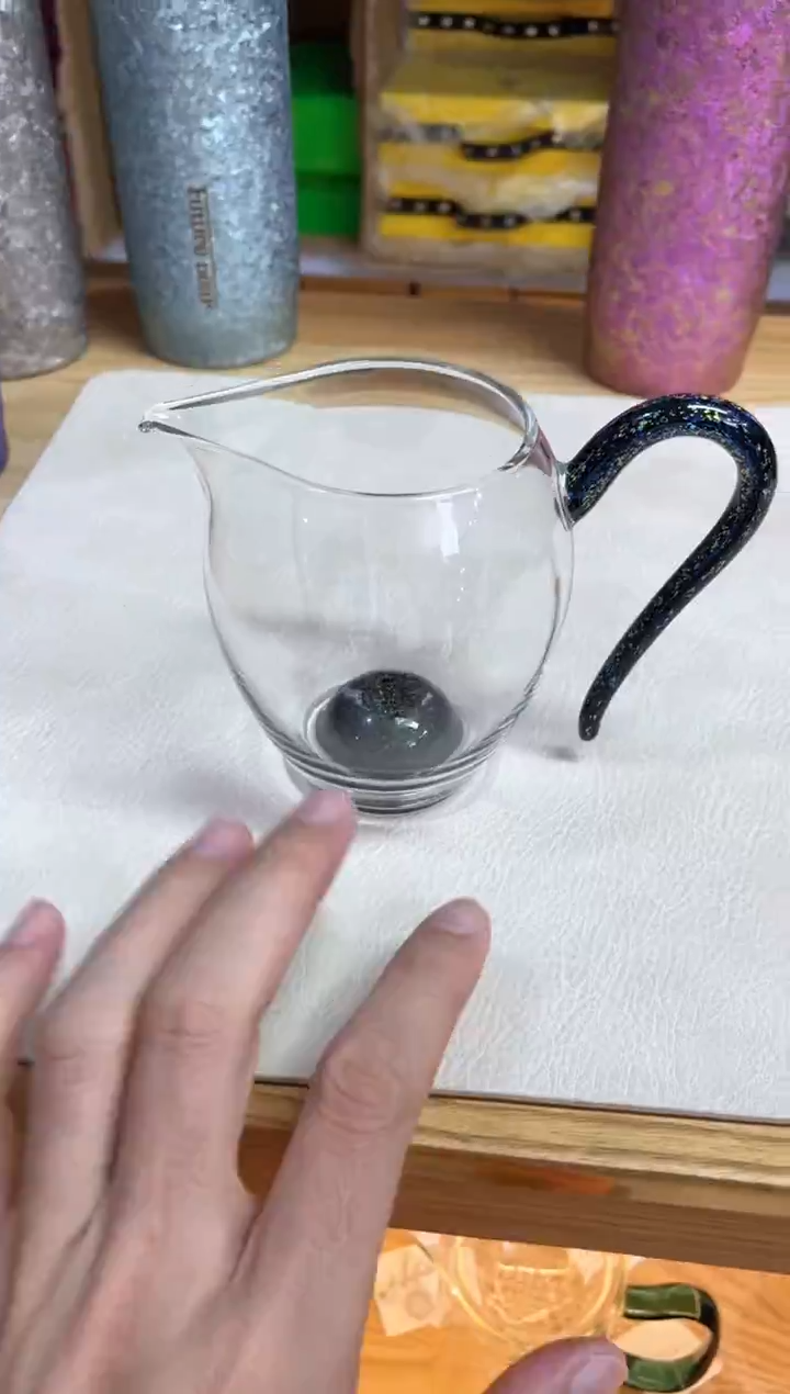 斑斓怡然公道杯   