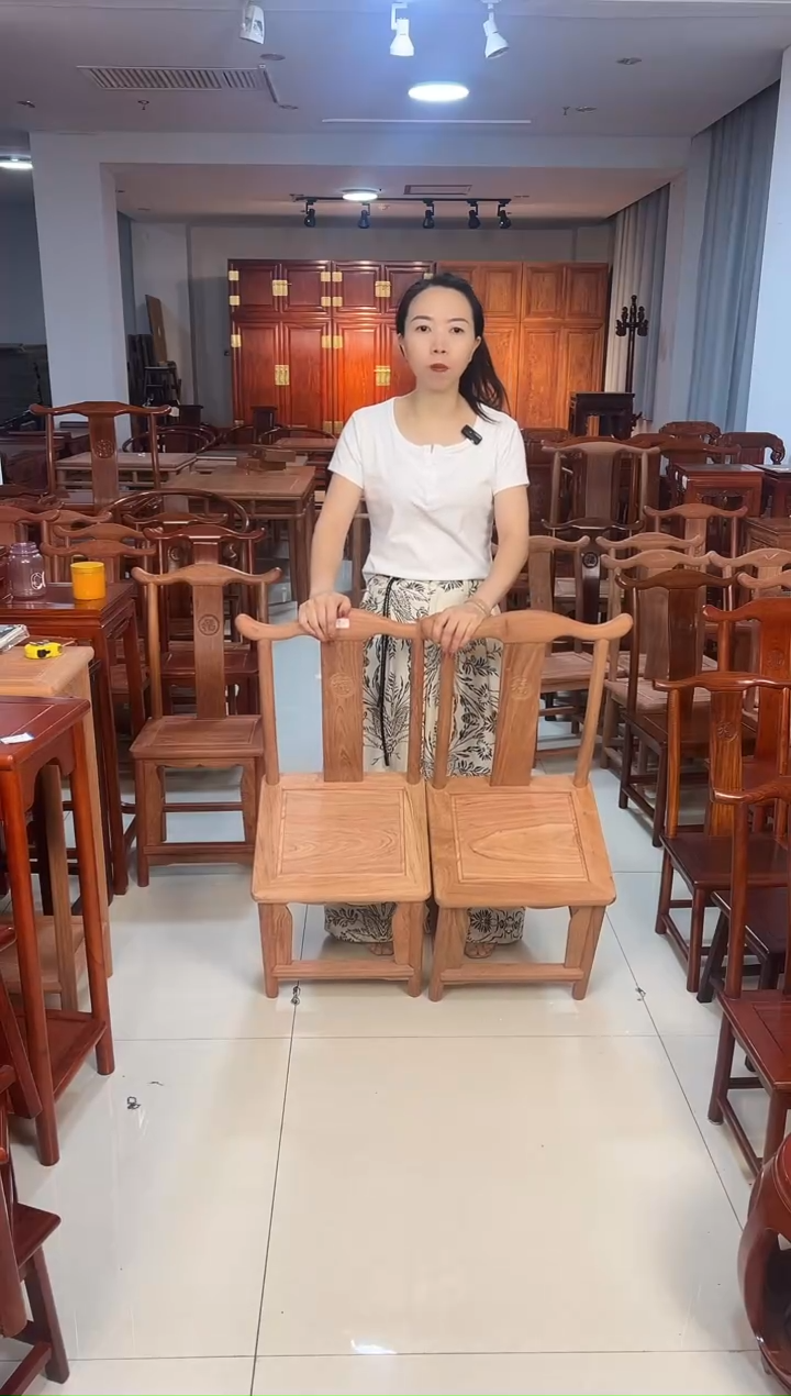 花梨木类家具青****件一对白胚小巴花小官帽（高40）