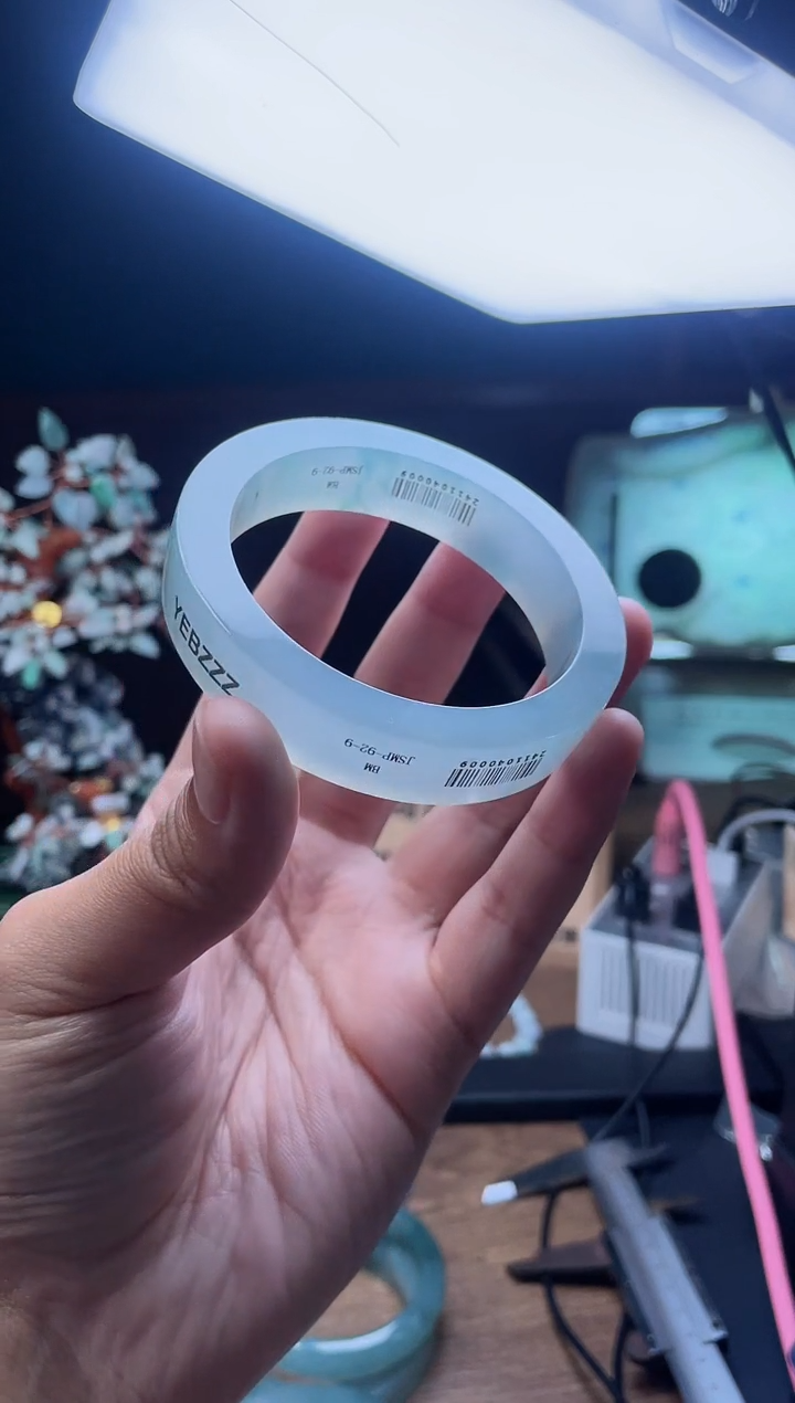 【闪购商品】定制翡翠手镯未镶嵌定制
