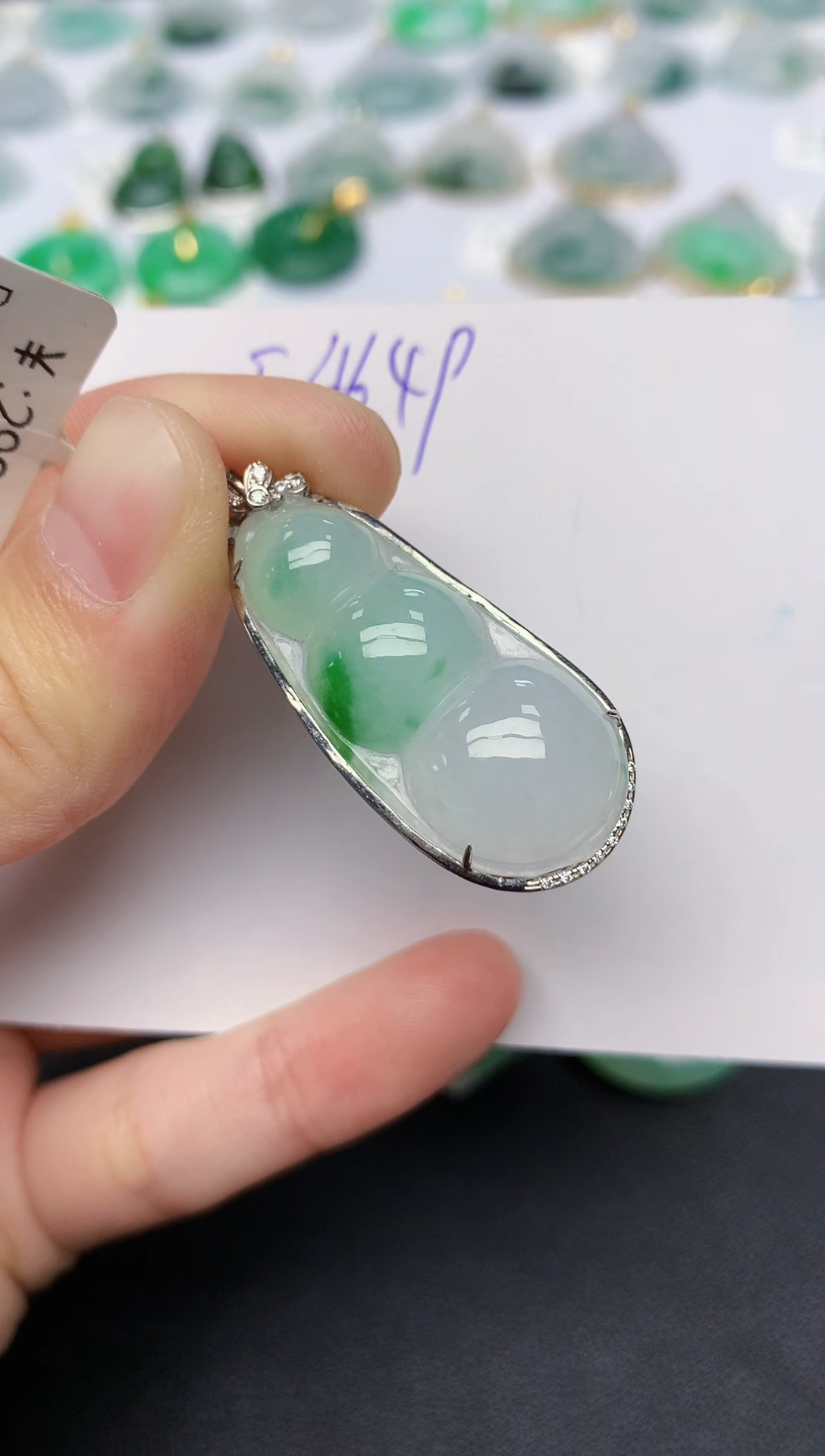 颈饰18K金镶嵌翡翠天然缅甸A货翡翠百元以上9元证书费自理