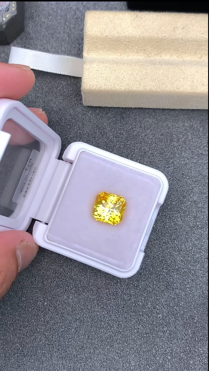 【闪购商品】蓝宝石裸石未镶嵌8.6克拉