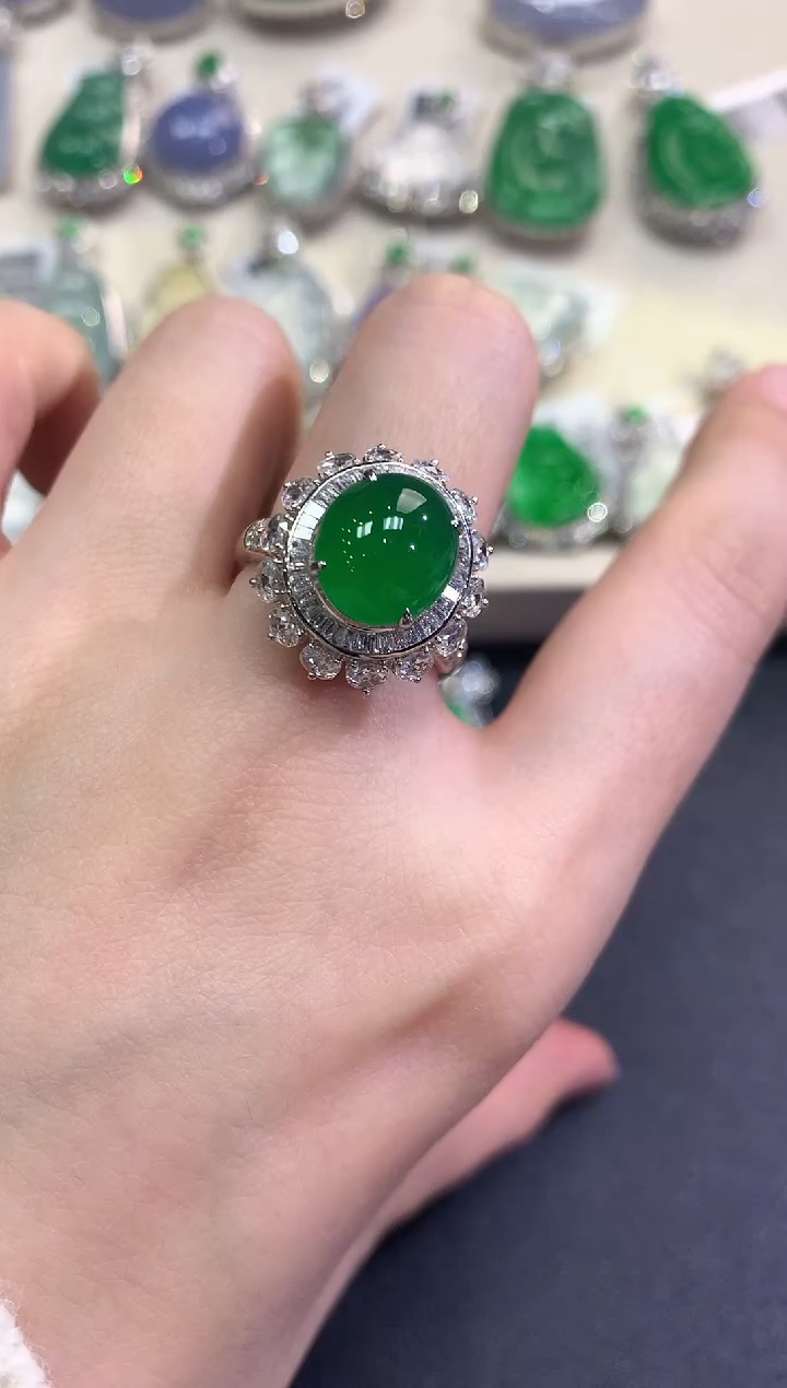 【闪购商品】翡翠戒指18K金镶嵌C43   