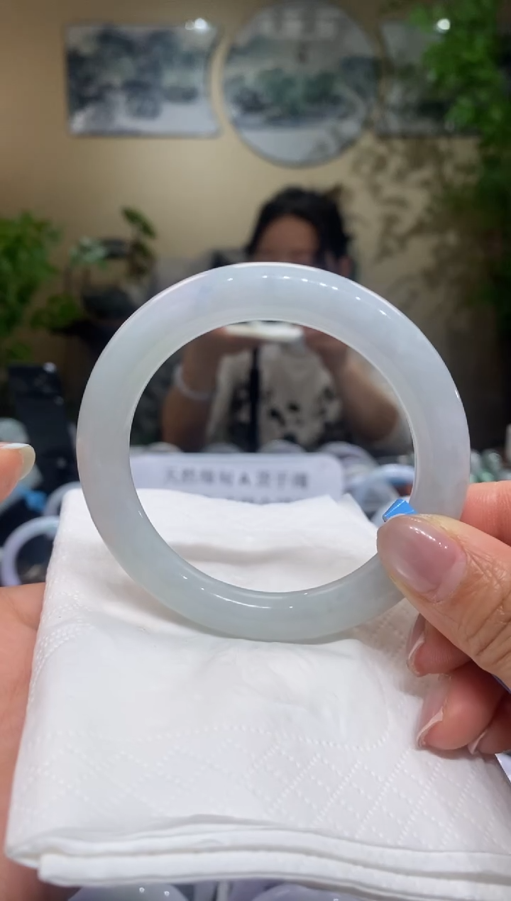 【闪购商品】翡翠手镯未镶嵌翡翠