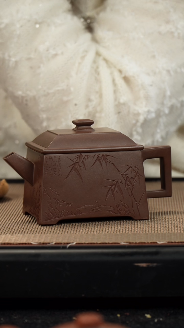 【闪购商品】紫砂茶壶老紫泥松峰青云