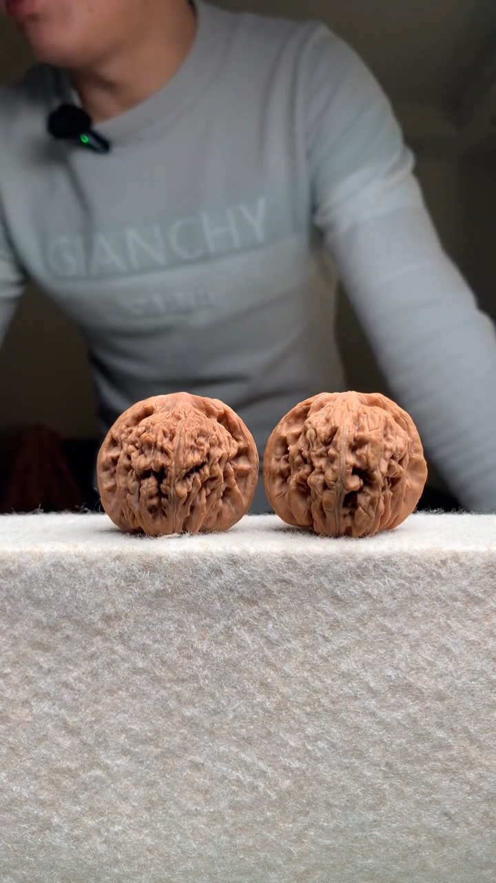 把件文玩核桃41尺练手对四座楼