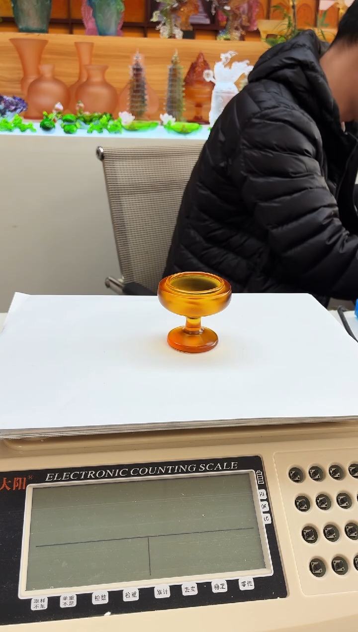 手工艺品琉璃5.5公分供水杯或者烛台琥珀色