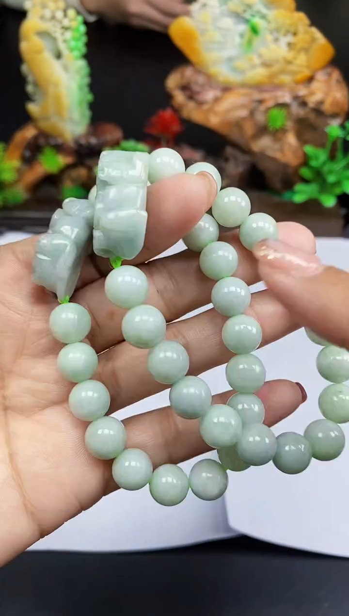 【闪购商品】翡翠颈饰未镶嵌翡翠A货