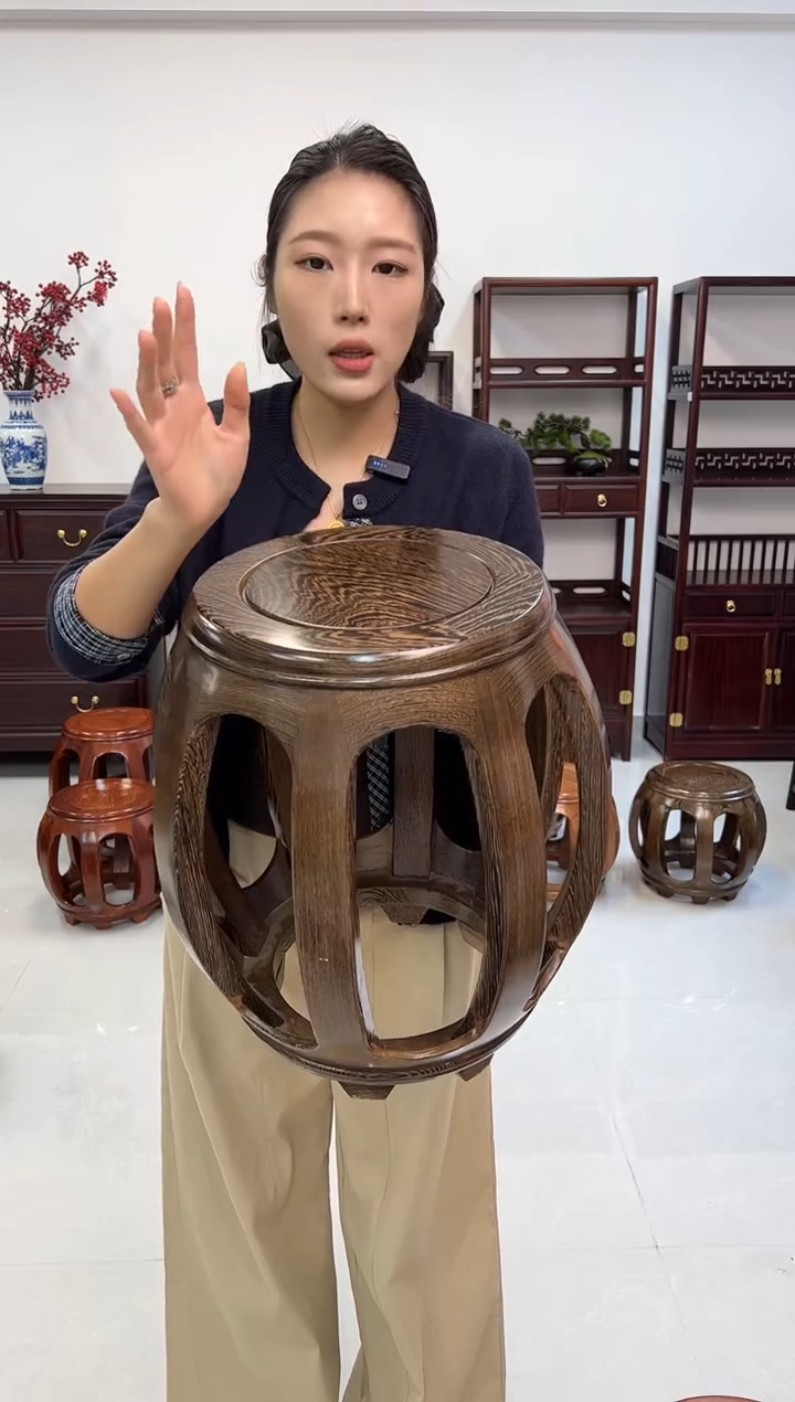 鸡翅木类家具2张鸡翅木大号鼓凳 假一赔四