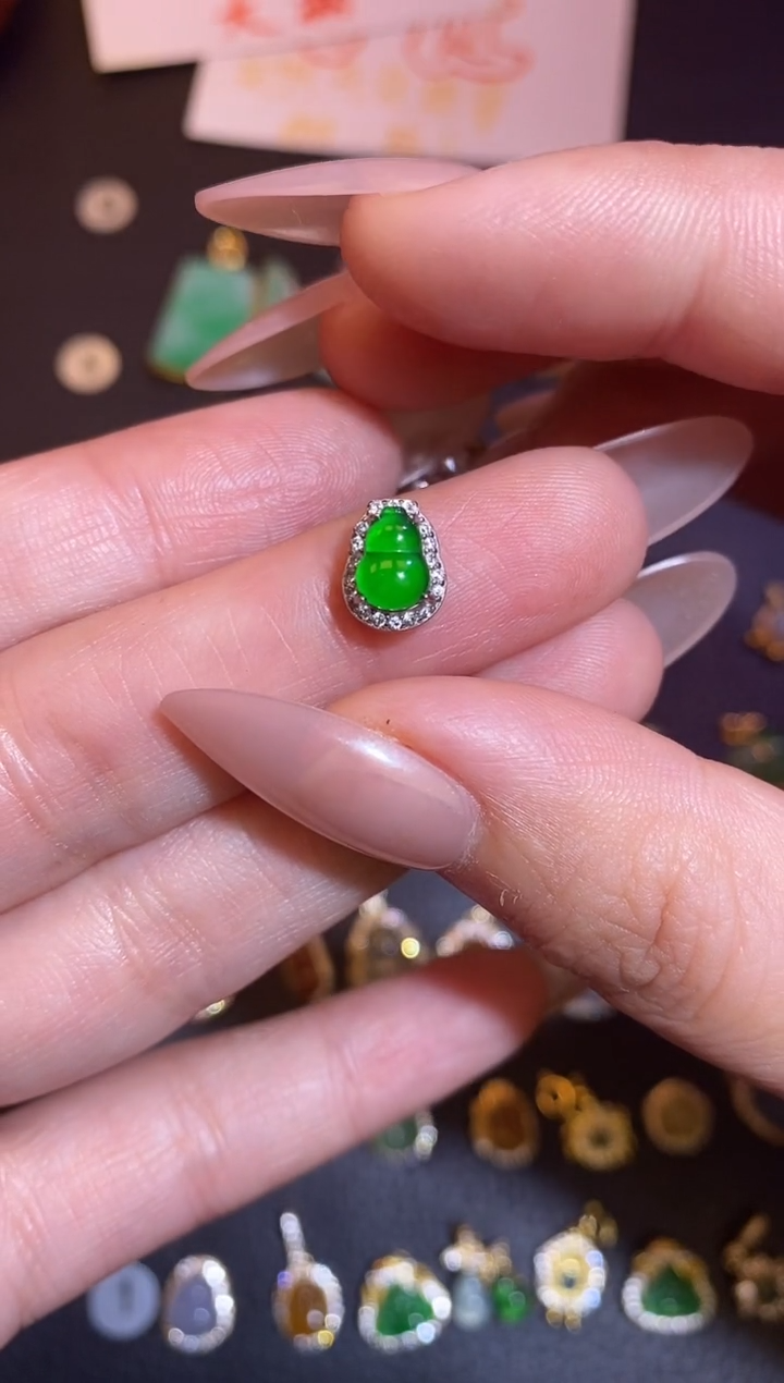 颈饰银S925镶嵌翡翠1