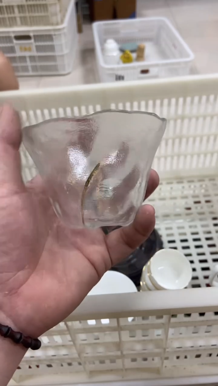 无运费险有瑕疵的有点脏介意勿拍