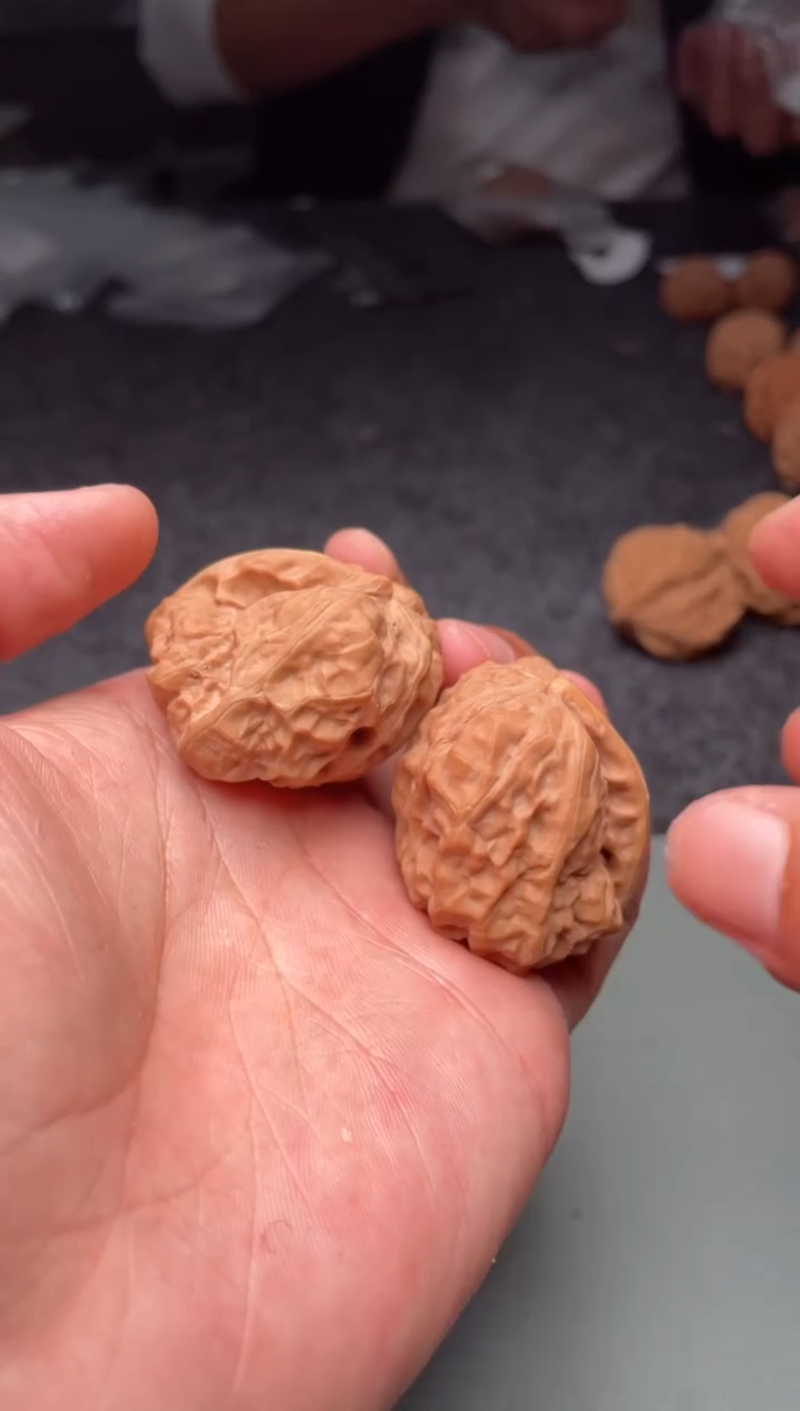 把件文玩核桃a193  蛤蟆头 36尺