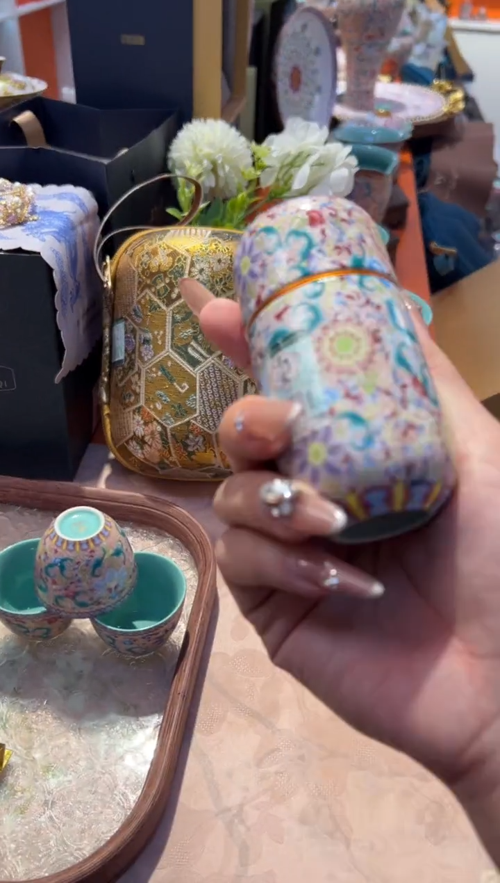 瓷片小乔闪购链接