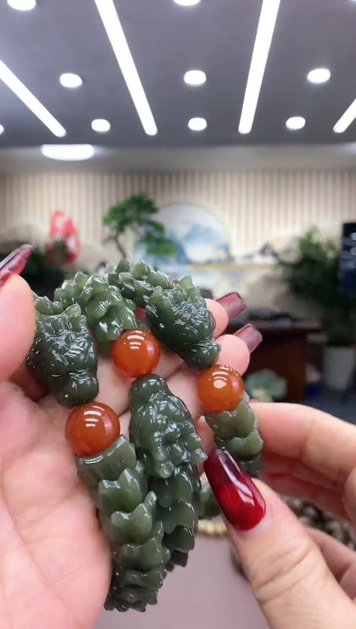 【闪购商品】透闪石质玉手串未镶嵌多样式发货随机发一