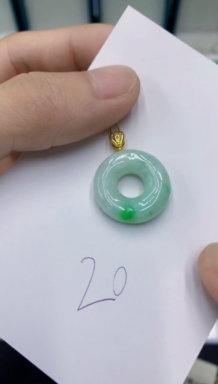 翡翠未镶嵌颈饰11111111