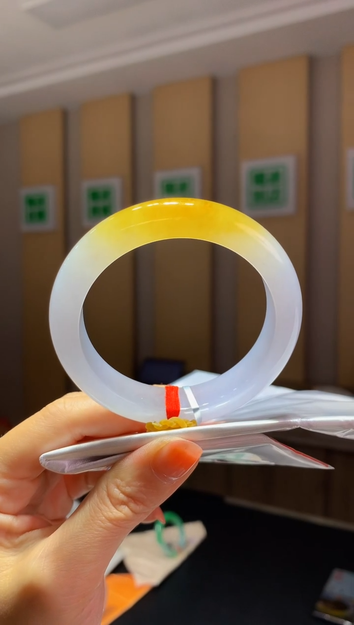 未镶嵌手镯翡翠-K8 圈口55.5 全款30万 定金2万