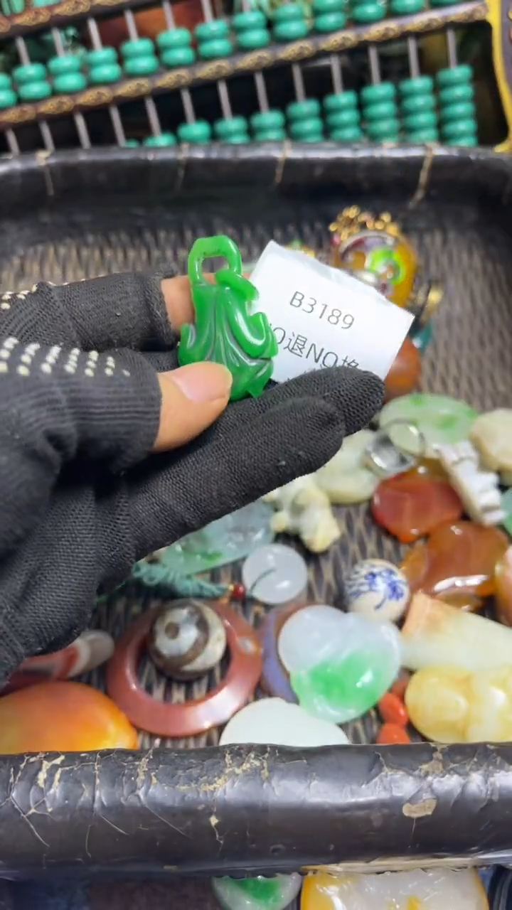 L****i好物工艺品3189