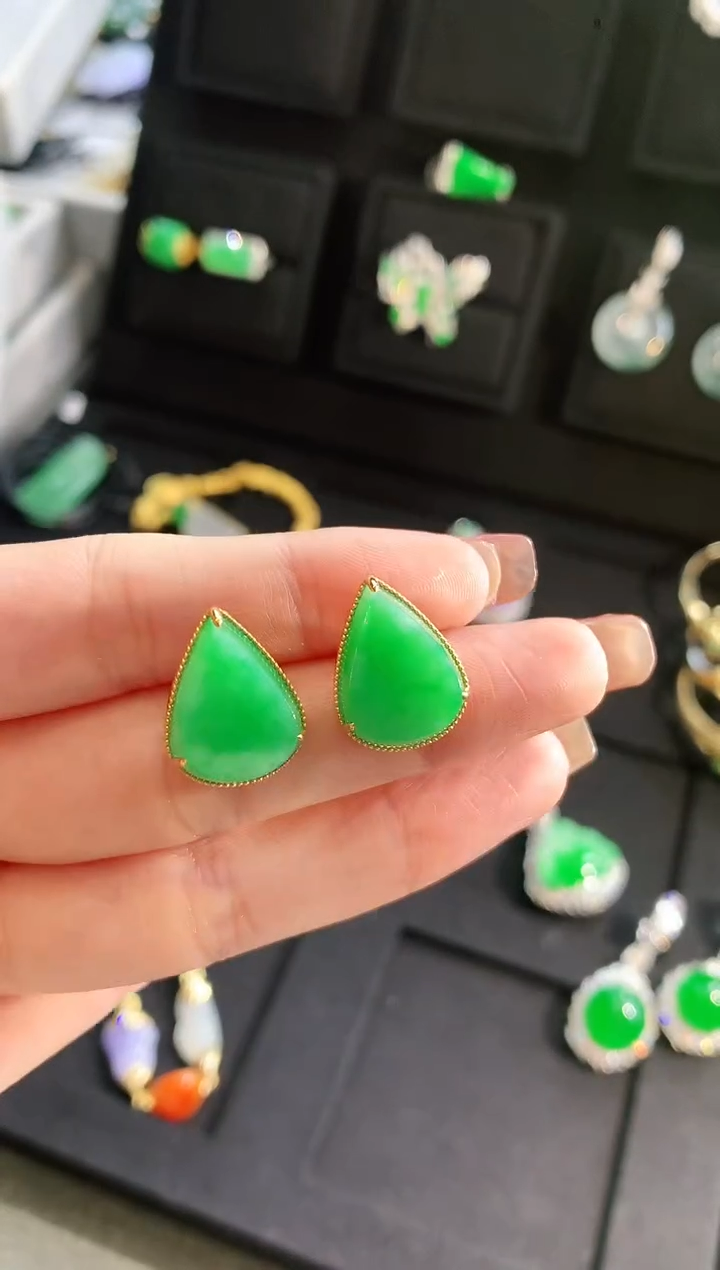 【闪购商品】翡翠耳饰18K金镶嵌耳饰