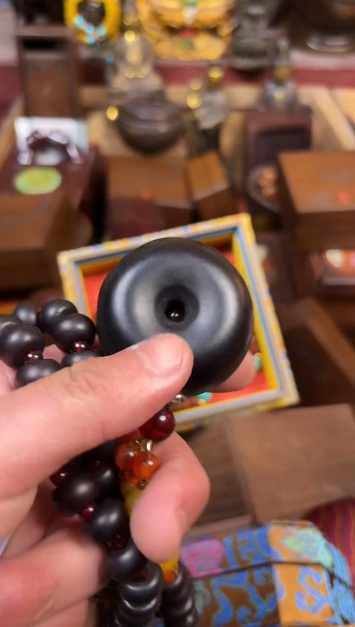 【闪购商品】蜜蜡耳饰未镶嵌------------------