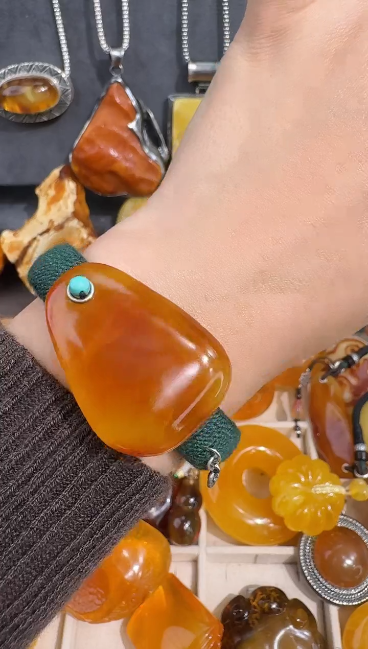 裸石琥珀未镶嵌琥珀