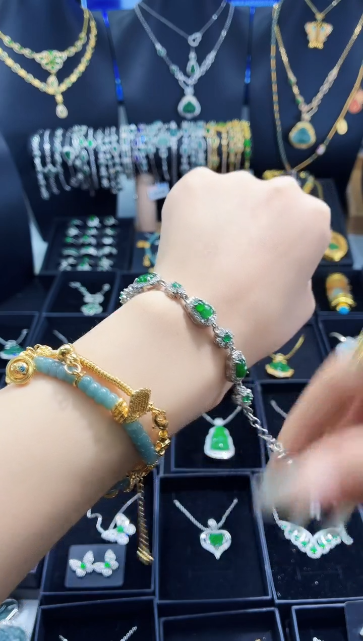 未镶嵌手链翡翠手链