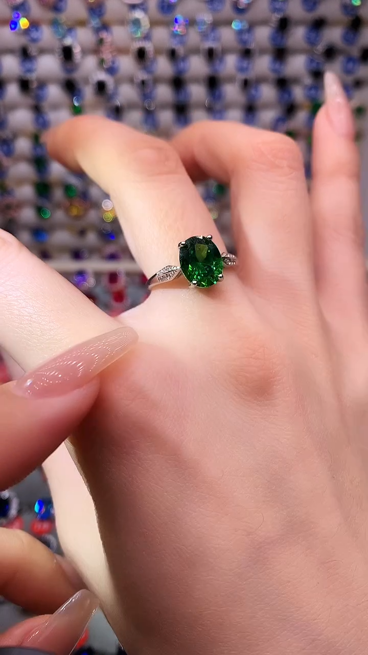 【闪购商品】透辉石戒指银S925镶嵌11111