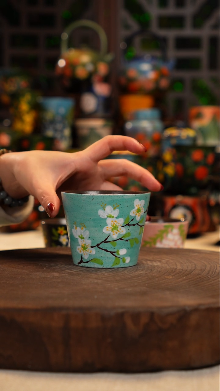 油画    釉下彩   杯子