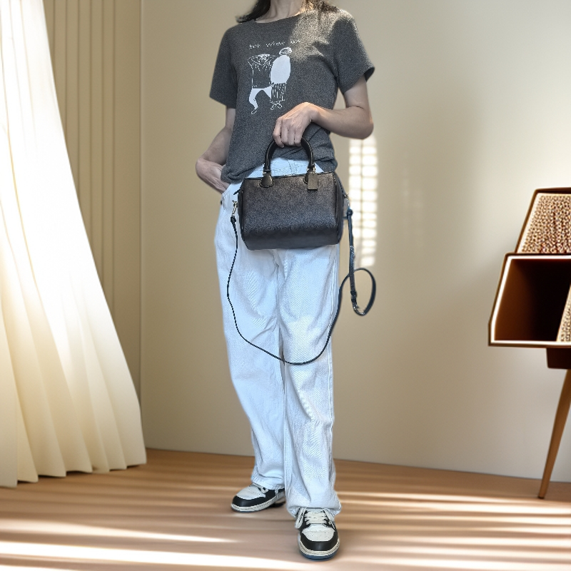 棕色 波士顿手提斜跨单肩女士包/底长23/a8838